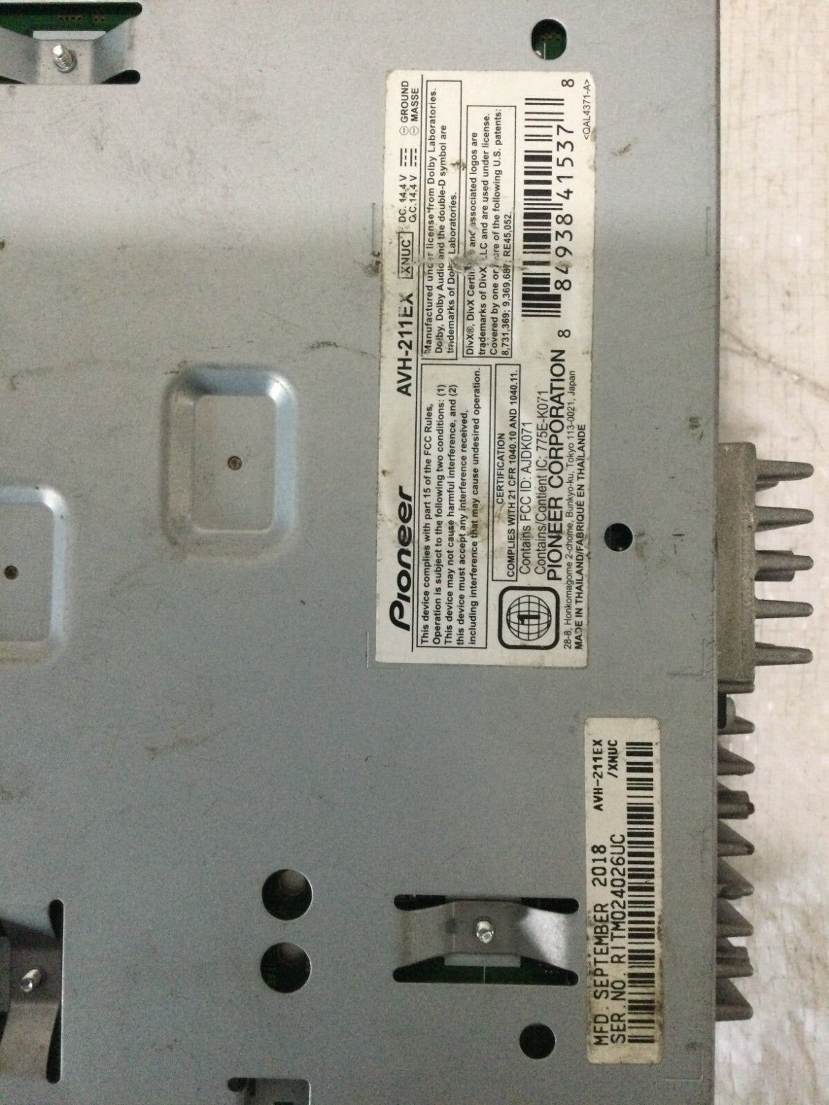 Pioneer AVH-211EX Double DIN 6.2" CD/DVD Stereo Receiver Bluetooth OEM