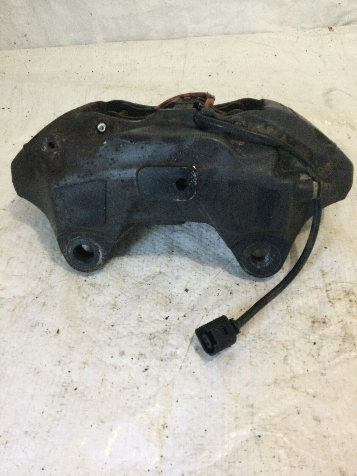 2004-2010 Volkswagen Touareg Front Right Brembo Brake Caliper OEM