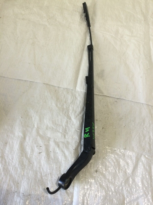 2009 GMC Sierra 2500 Right Wiper Arm OEM
