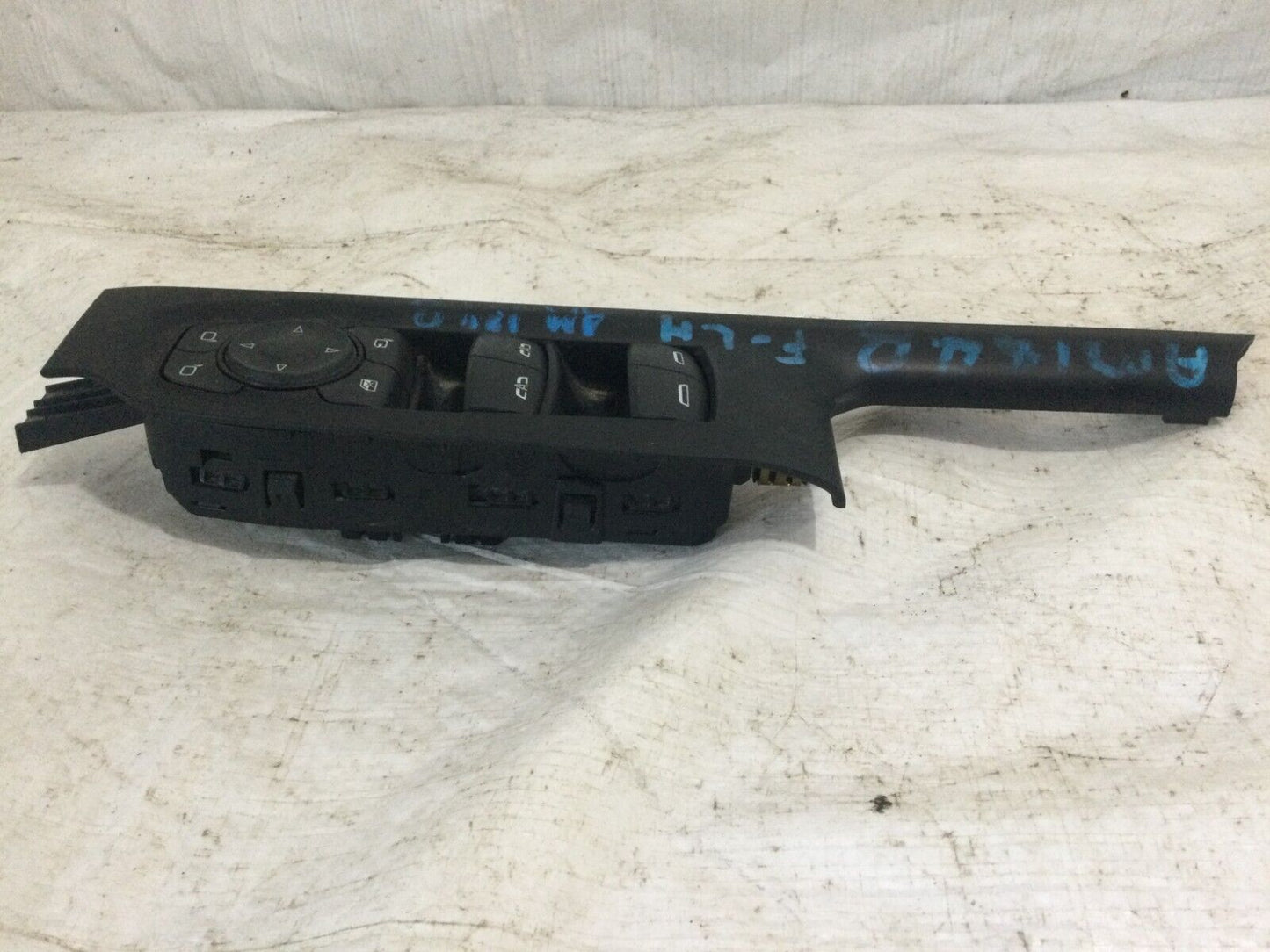 2019-2021 GMC Sierra 1500 Front Left Master Power Window Switch OEM 84708443