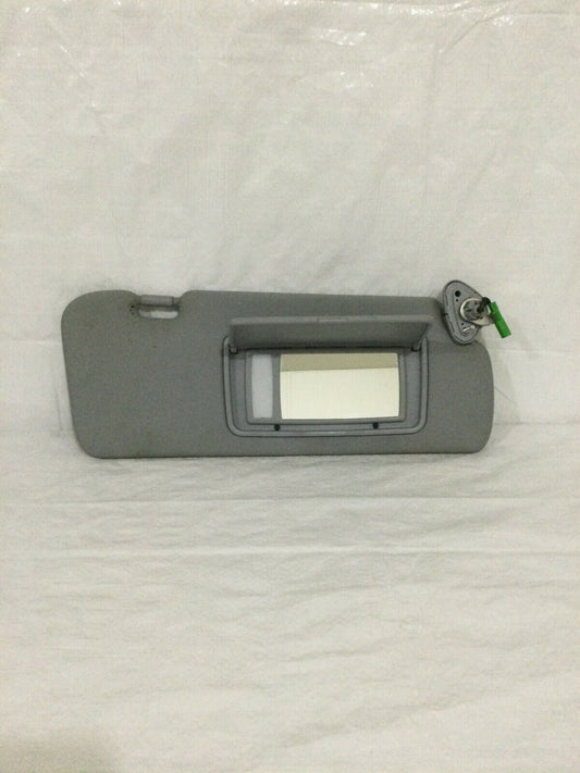 2007-2011 Honda CR-V CRV Right Passenger Illuminated Sun Visor OEM RH