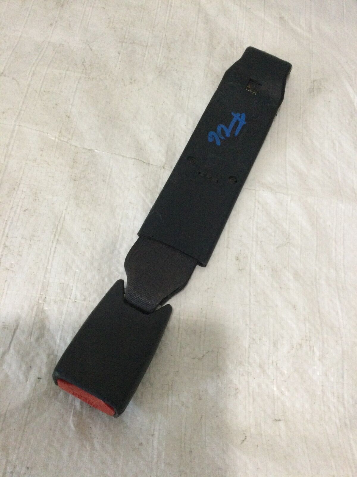 2005 Dodge Ram 1500 Rear Left Side  Seat Belt Buckle OEM
