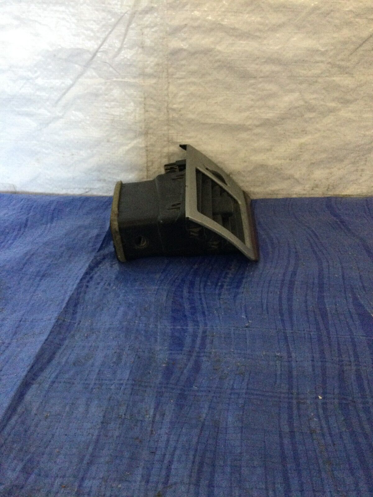 2007-2008 Escalade ESV Left Driver Side Dash Vent Woodgrain Trim 15863360 OEM