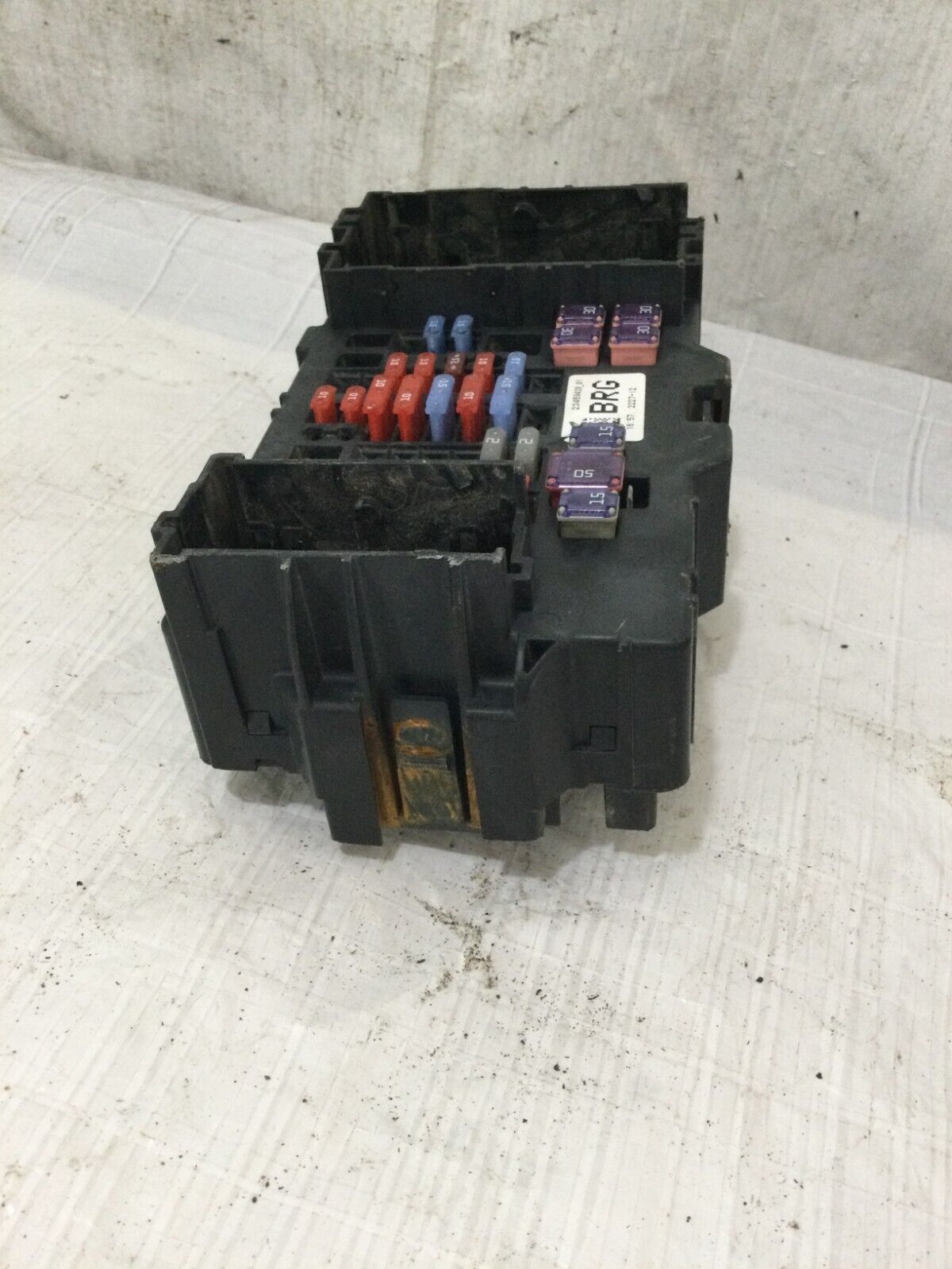 2018 Chevrolet Silverado 1500 Front Left Cabin Fuse Box 23459420_01 OEM