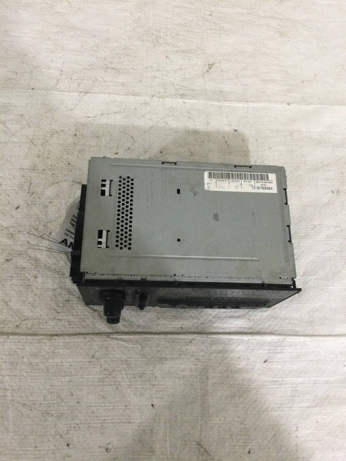 2001 Chevrolet Silverado 2500 AM-FM Radio Stereo Tuner Receiver OEM 15769264