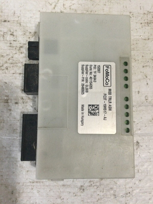 2015 Ford F-350SD Super Duty Trailer Brake Control Module OEM FC3T-19H517-AJ