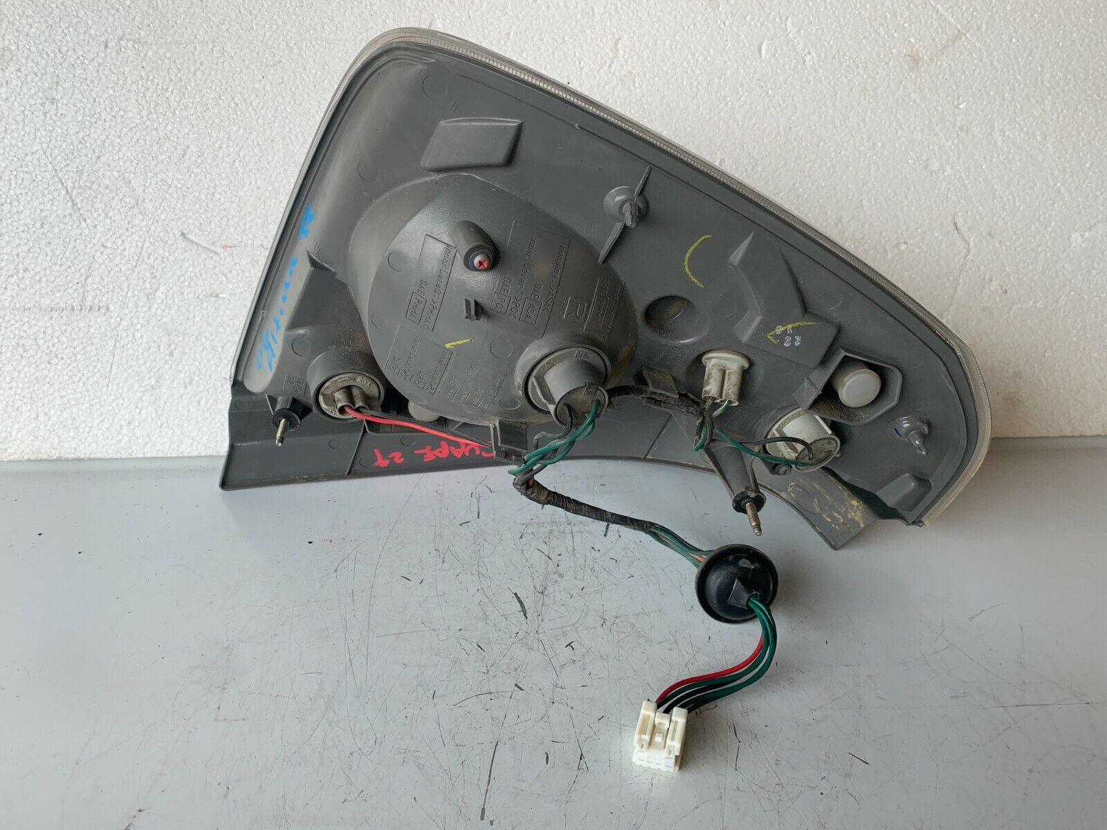 2006 Nissan Altima Tail Light Lamp Rear Right Passenger Side OEM RH