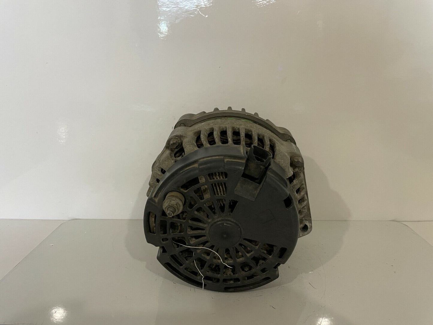 2007 GMC Yukon Alternator Motor OEM 160Amp