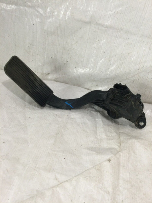2008 GMC Sierra 2500 Accelerator Gas Pedal Position 25832864 OEM