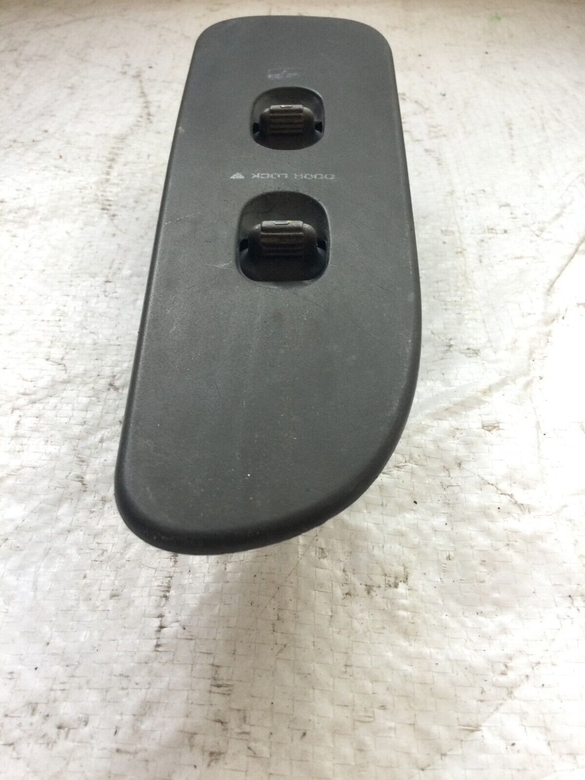 2002-2005 Dodge Ram 1500 2500 passenger power door window Switch OEM