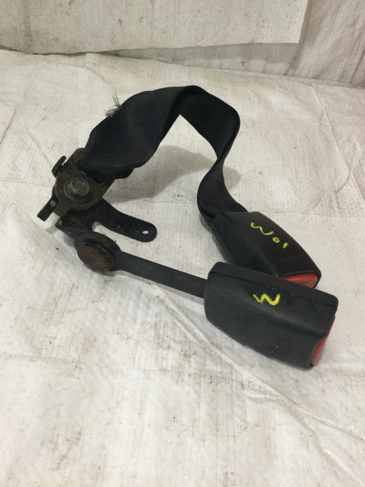 2006-2010 Infiniti M45 Rear Left Right Center Seat Belt Buckle OEM