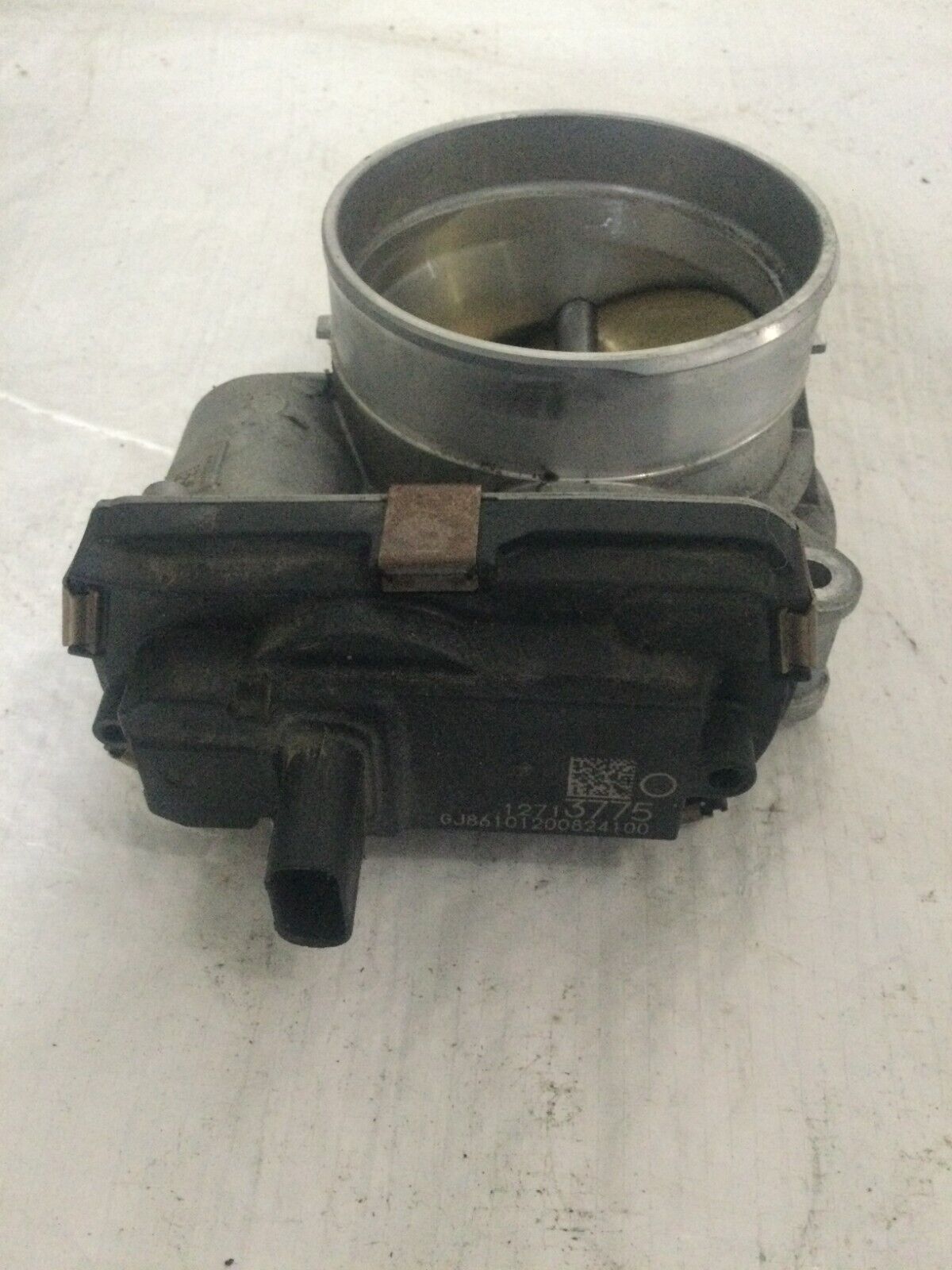2019-2022 Chevrolet Silverado 1500 Throttle Body Valve Assembly OEM 5.3 12713775