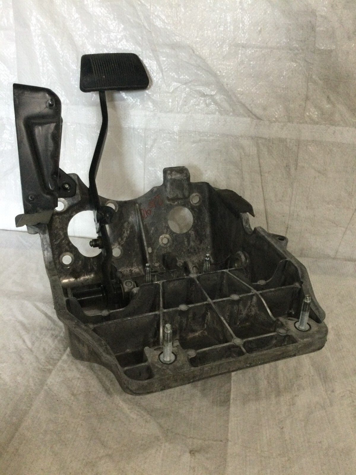 2019 Dodge Ram 1500 Brake Pedal W/ Bracket OEM