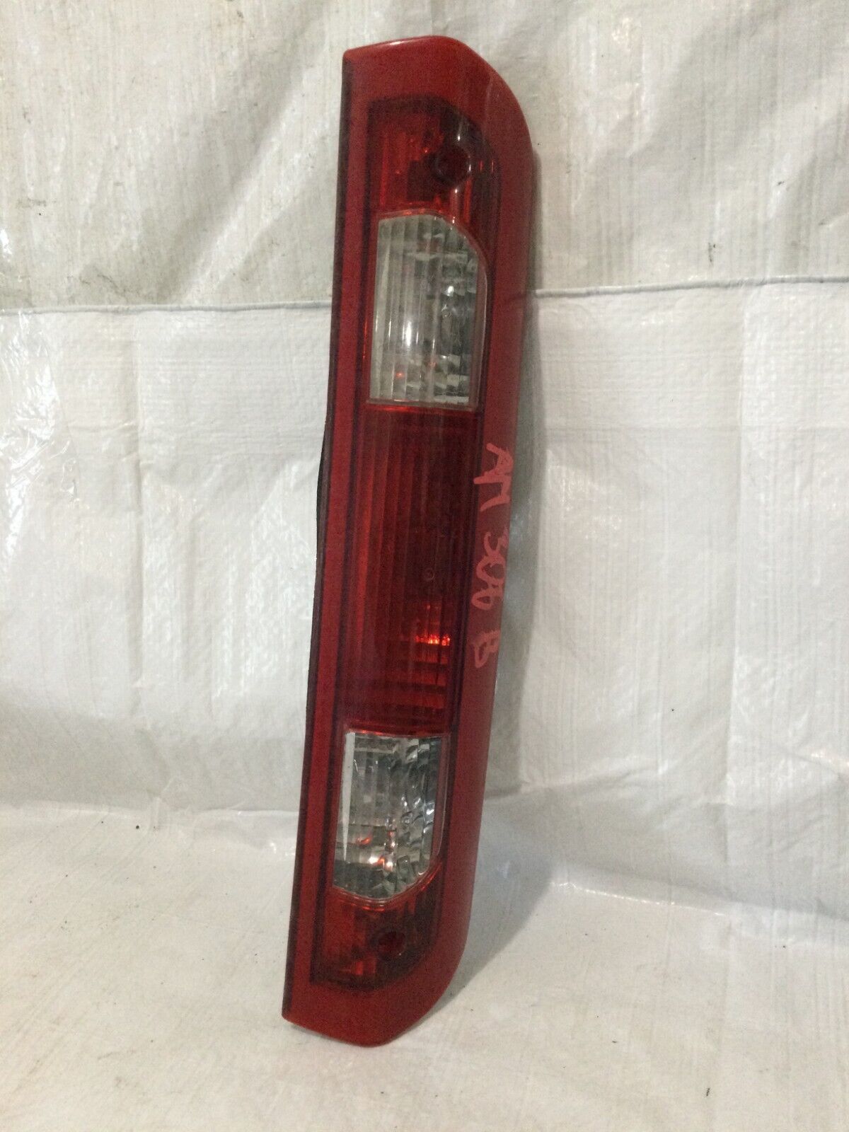 2004 Dodge Ram 1500 High Mount 3rd Third Brake Light OEM