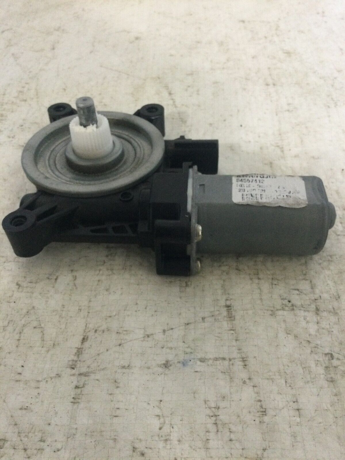 2019-2022 GMC Sierra 1500 Rear Right Power Window Motor OEM