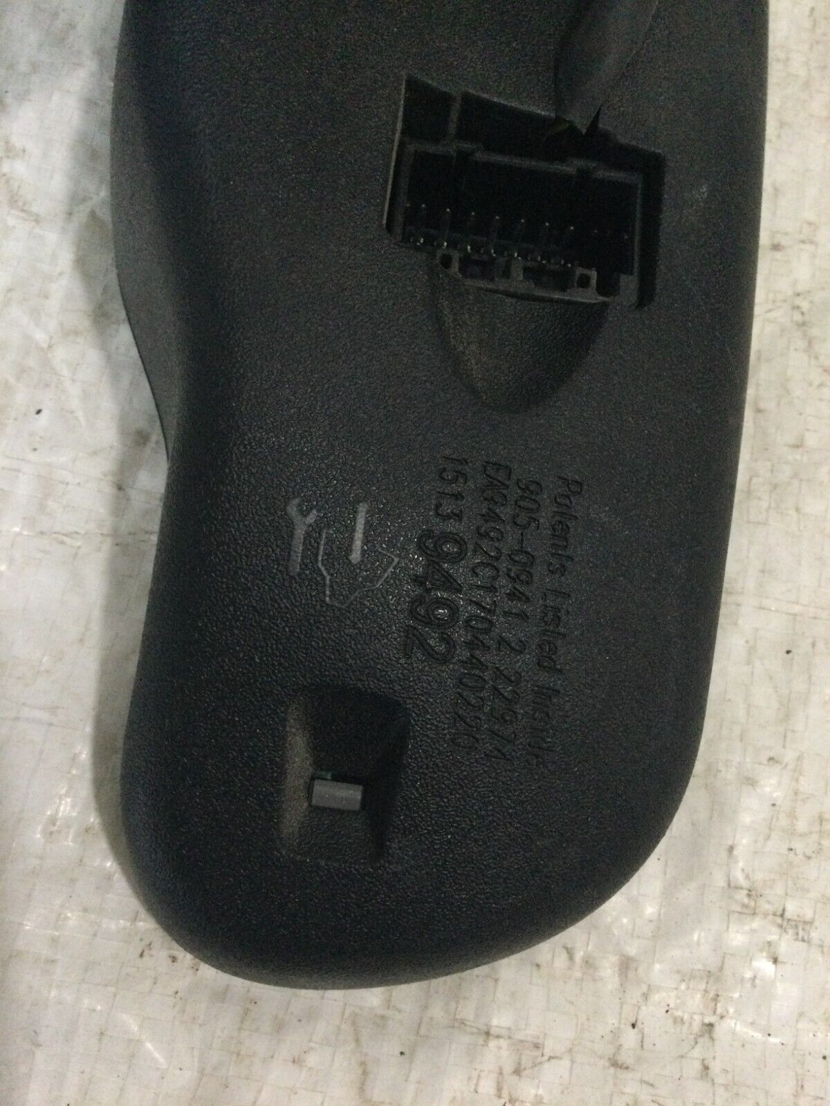 2007-2009  Cadillac Escalade Autodim  Interior Rear View Mirror 15139492  OEM