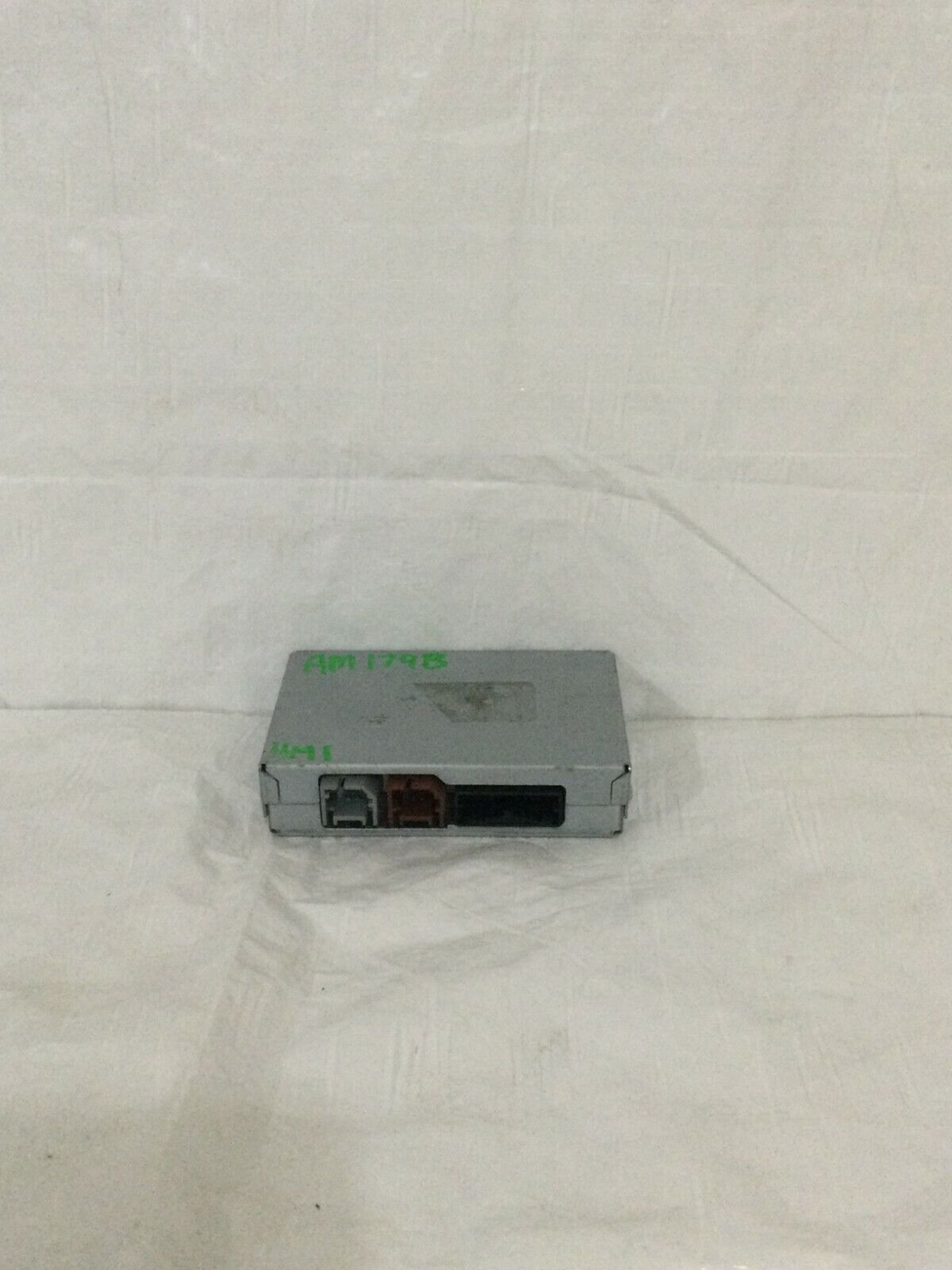 2017 GMC Yukon Denali 84129827 ASM-HMI Bypass Module OEM