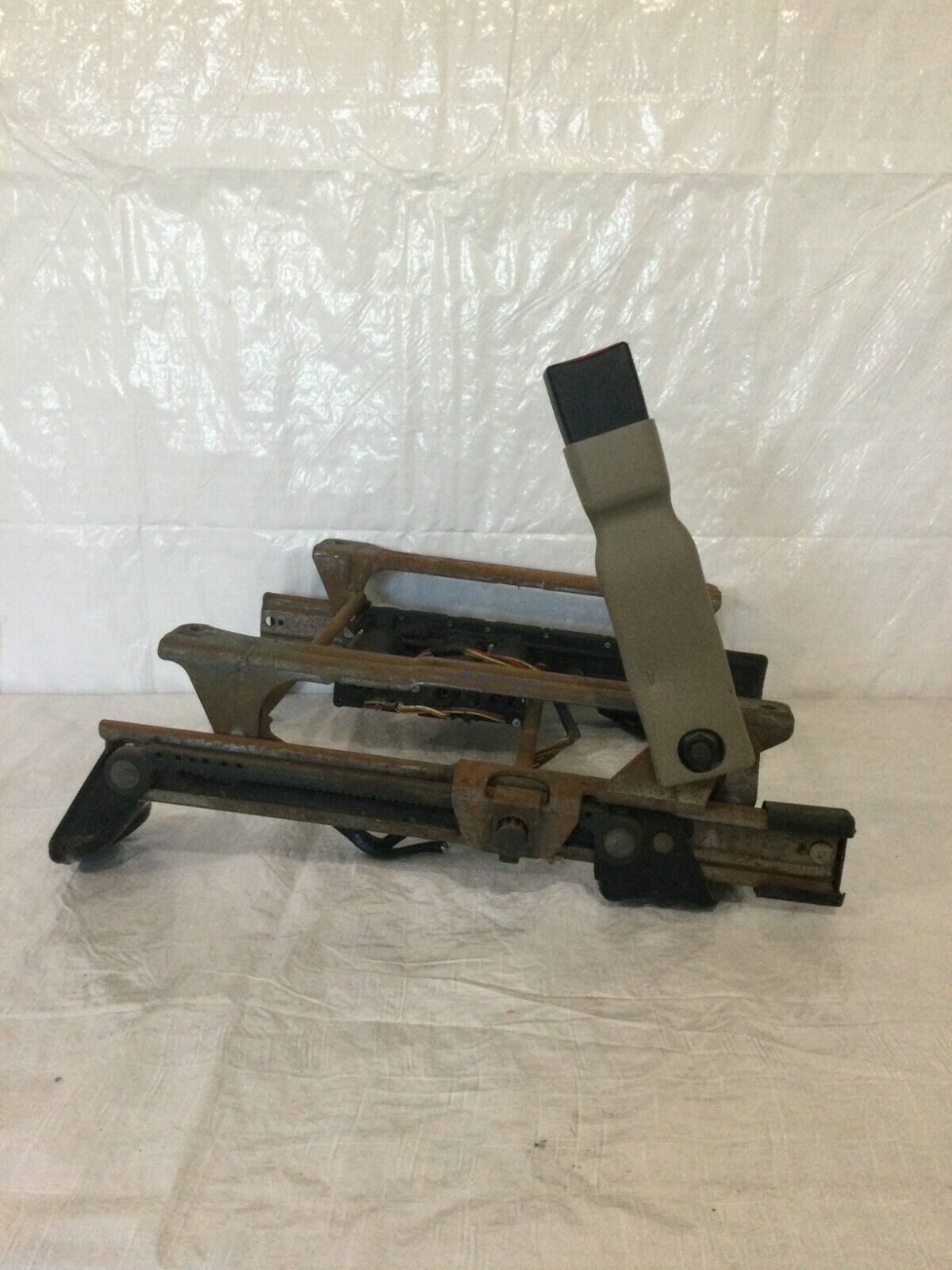 2005 Ford F350SD Front Right Passenger Power Seat Track w/ Motors OEM