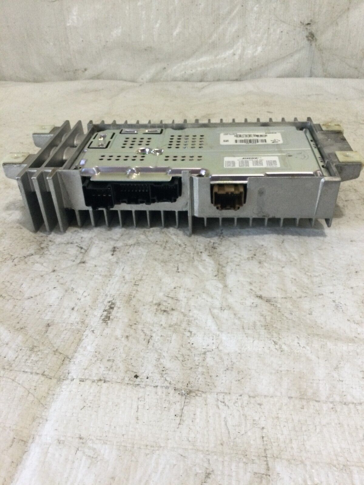 2007 Cadillac Escalade  Radio  Amplifier Bose AMP  15937320 OEM