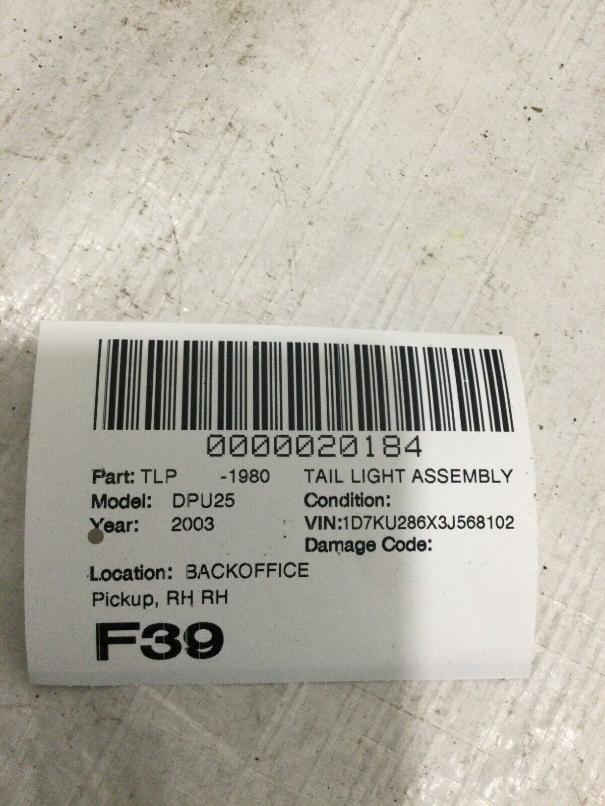 2003-2006  Dodge Ram 2500 Right Rear Tail Light Lamp OEM 55077343AB ( Damaged )