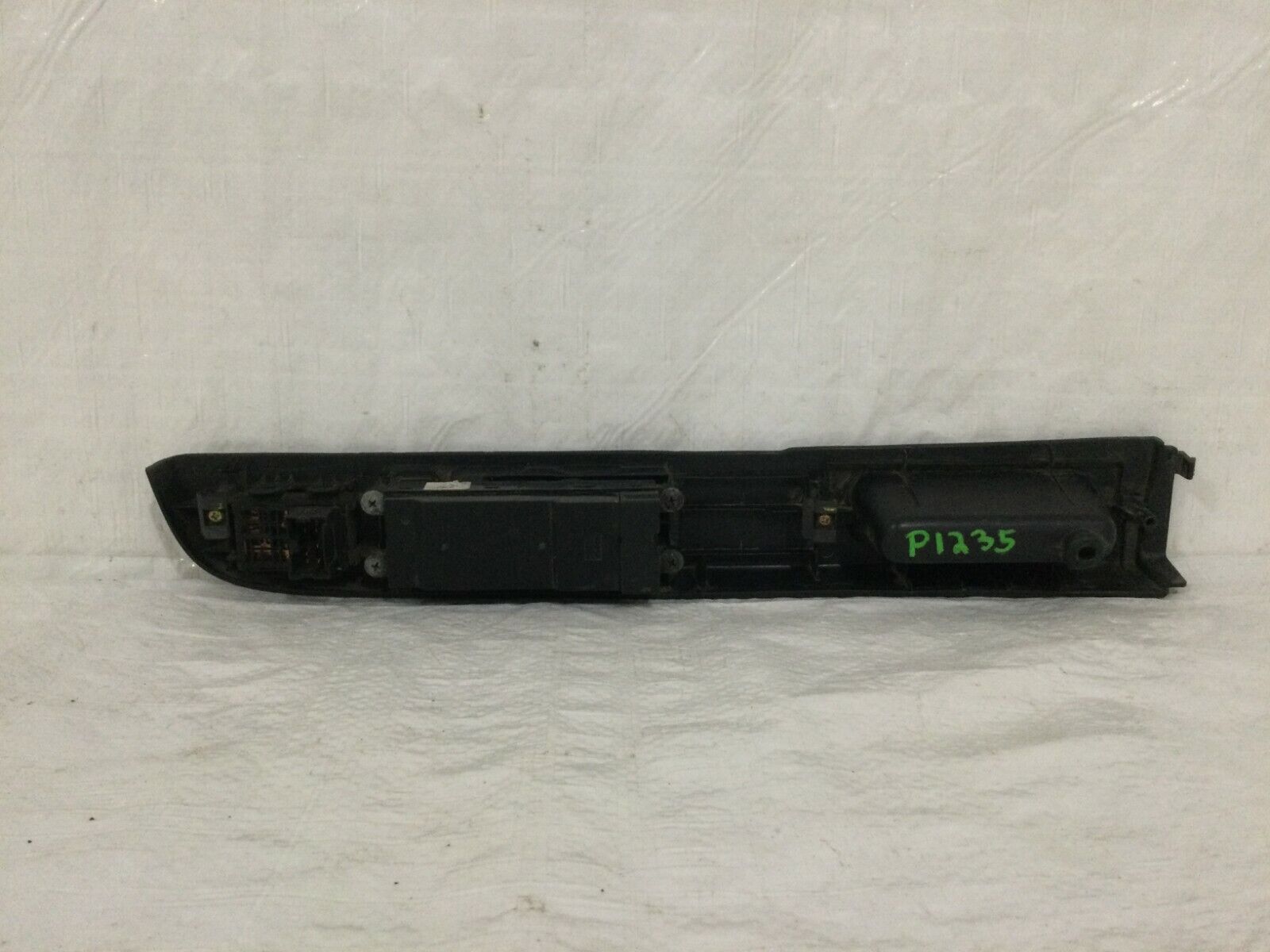 2000-2004 Nissan Xterra Front Left Driver Master Power Window Switch 80961-8Z500