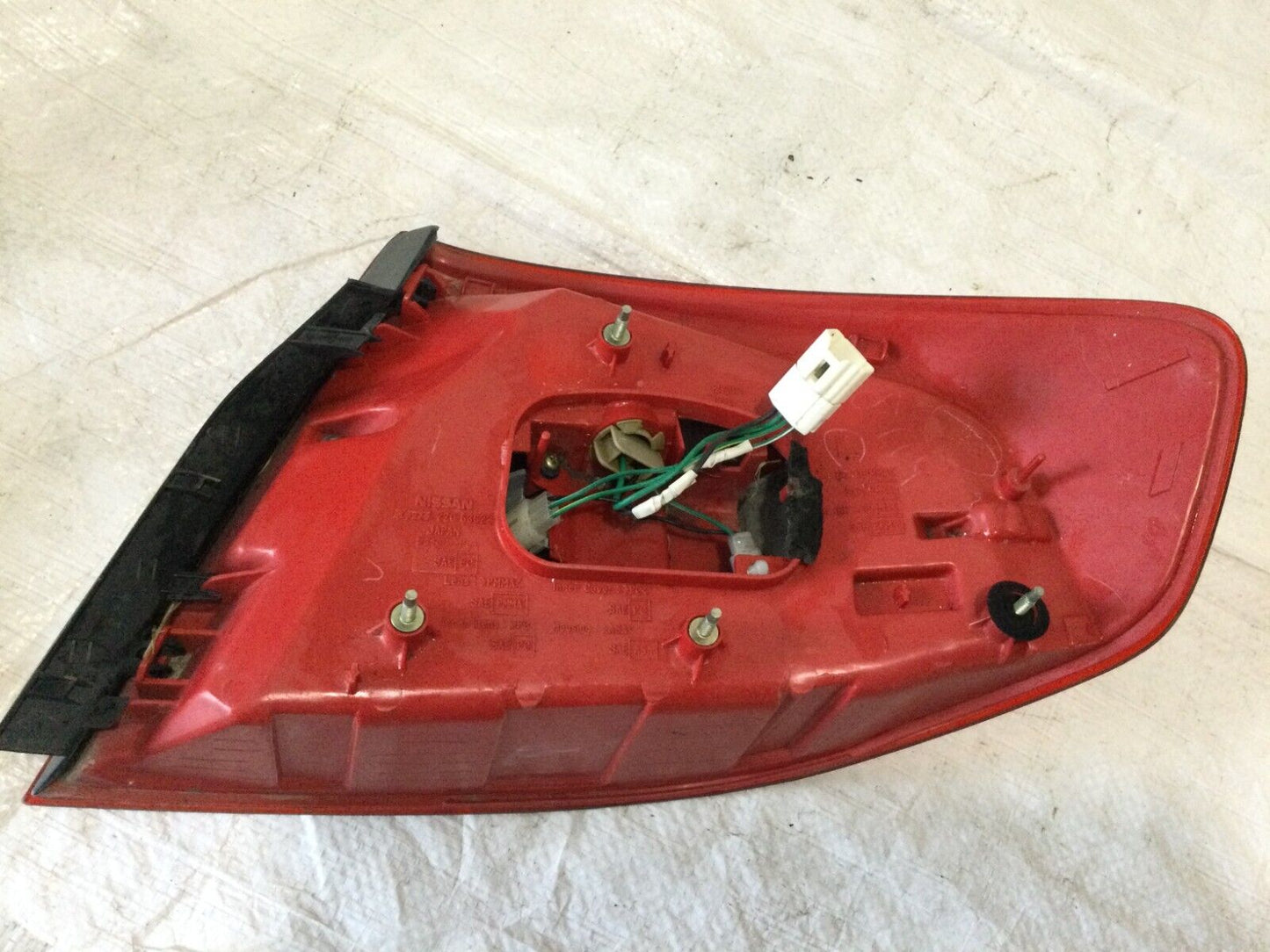 2004 Infinity  G35 Left  Driver Side Taillight  Assembly