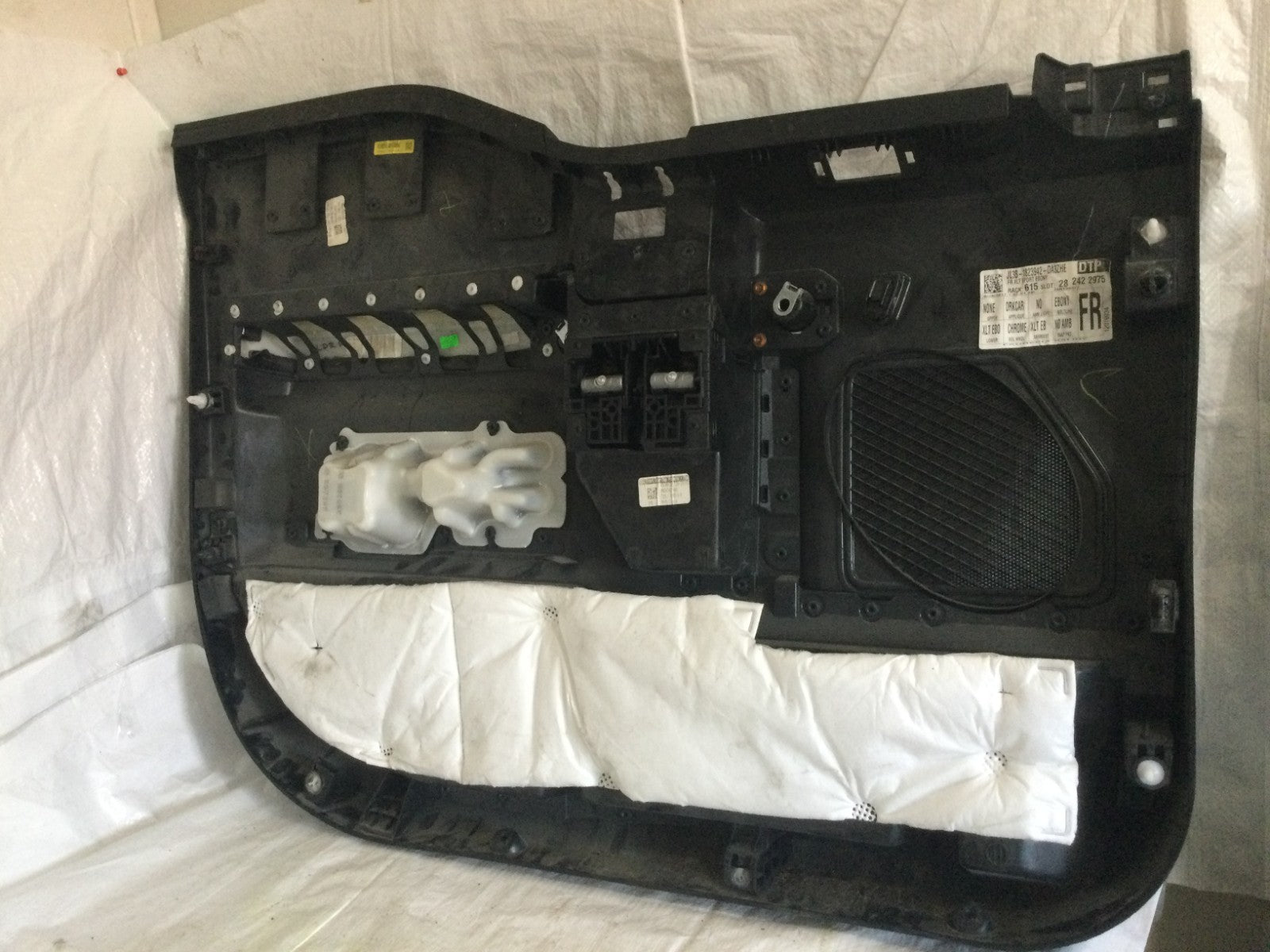 2018 Ford F150 Front Right Door Trim Panel OEM JL3B 1823942 DA3ZHE