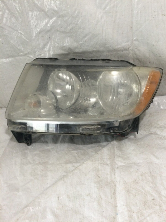 2012 JEEP GRAND Cherokee Halogen Headlamp   Left  Driver 55079379AE OEM