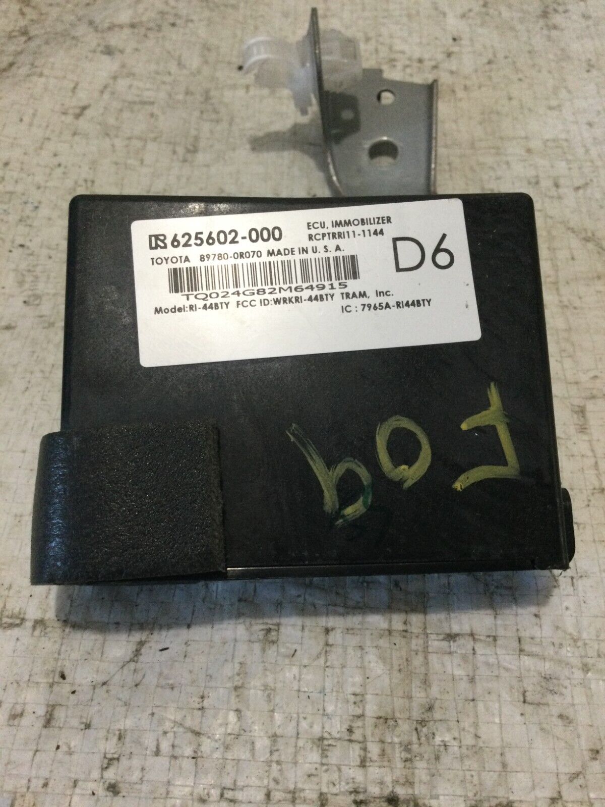 2018 Toyota  Corolla Theft Locking  Immobilizer  Control Module 625602-000 OEM