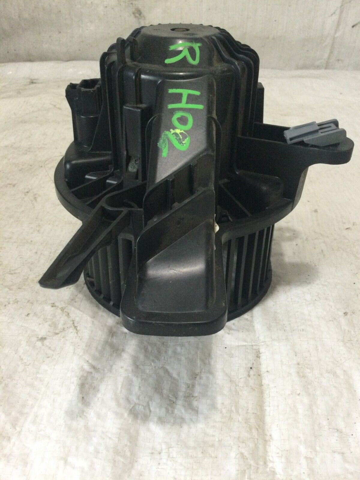2007-2008 Cadillac Escalade Rear A/C Heater Blower Motor OEM