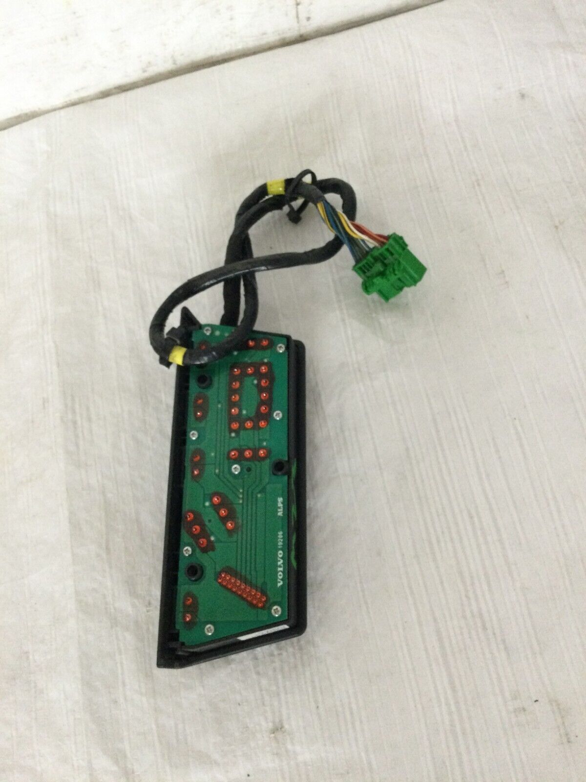 2004 Volvo S60 Left Driver Power Memory Seat Switch Control Panel 39980245 OEM