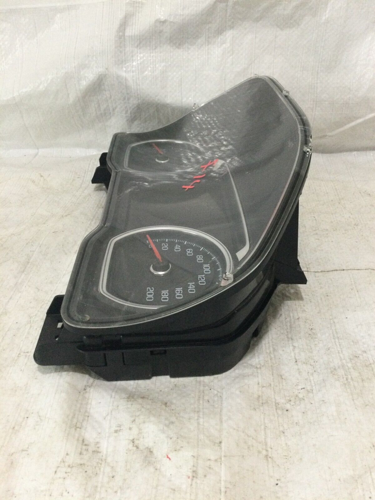 2021 Chevrolet Silverado 1500 Speedometer Gauges Instrument Cluster KPH 8" OEM