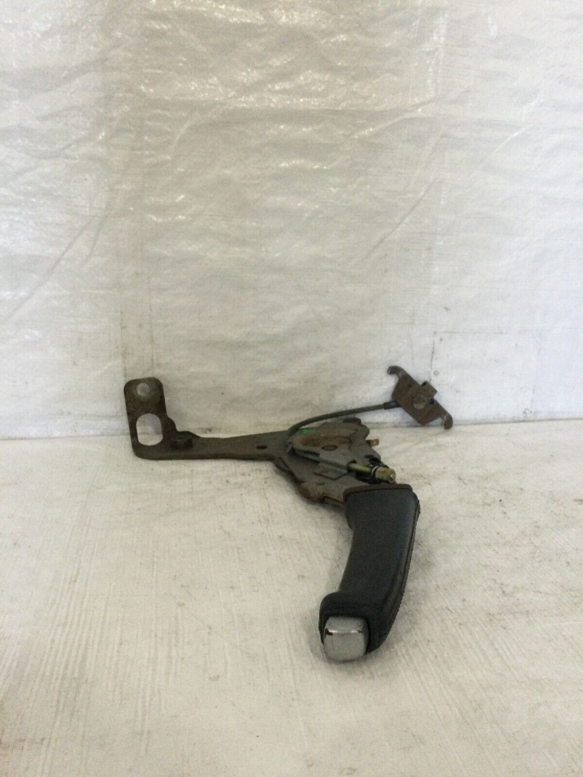 2004 Volvo S60 Emergency Hand Parking E Brake Handle OEM