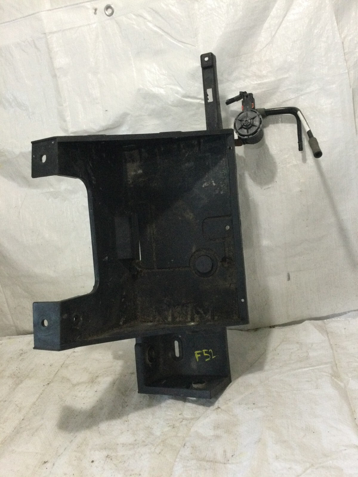 2002-2005 2003 Dodge Ram 1500 2500 3500 Battery Tray Holder OEM 55275831AA