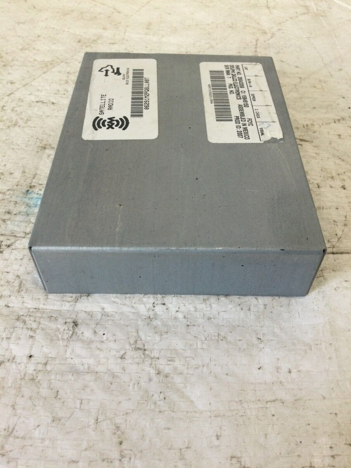 2007-2011 Cadillac Escalade ESV Satellite Radio Receiver Module OEM 28043359
