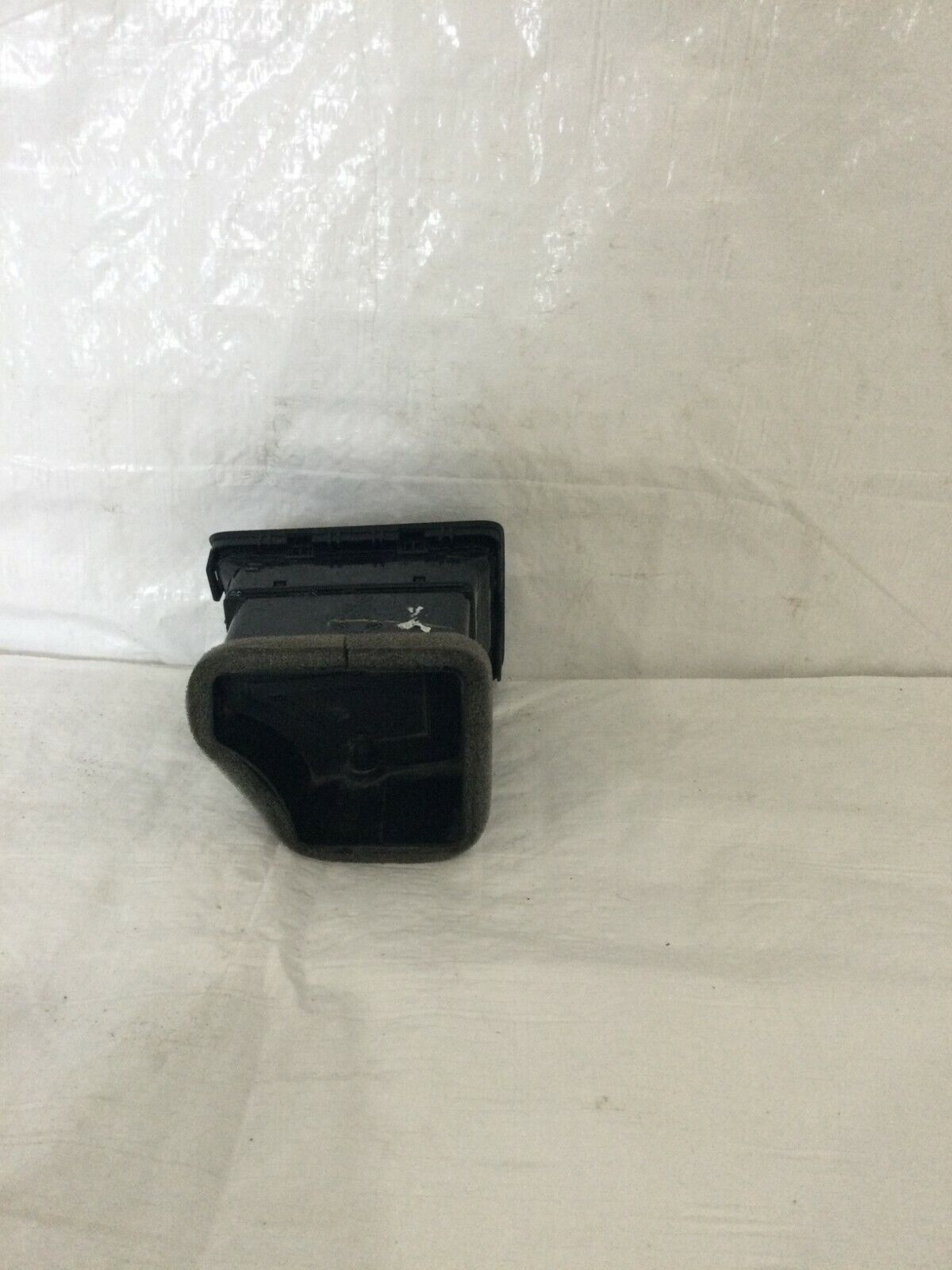 2006 Volkswagen Jetta Right Passenger Side Dash Air Vent 1K0819710 OEM
