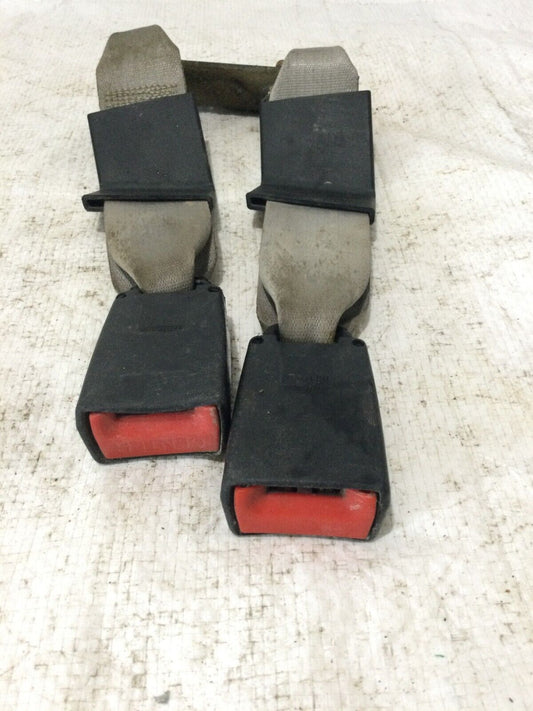 2008-2010 Ford F350SD Rear Left Middle Seat Belt Buckle OEM
