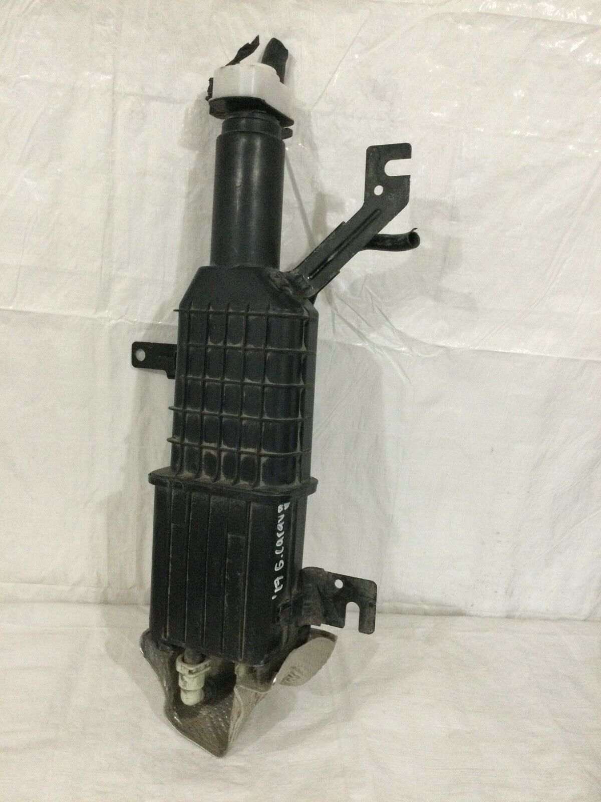 2017 Dodge Grand Caravan 3.6L Fuel Vapor Charcoal Canister Reservoir Bottle OEM