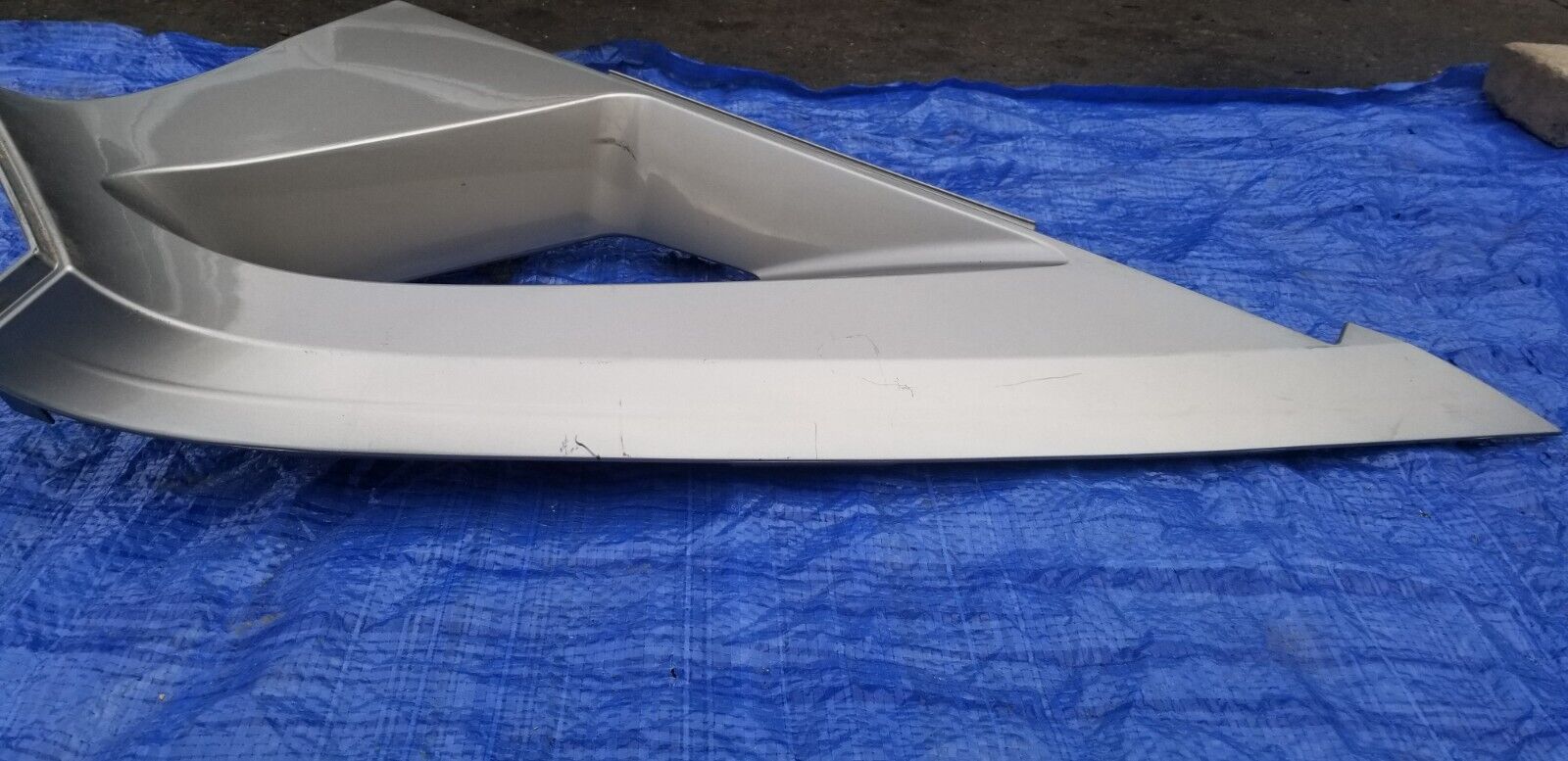 2003-2006 Cadillac Escalade EXT Left Driver Side Outer Sail Panel Pillar OEM