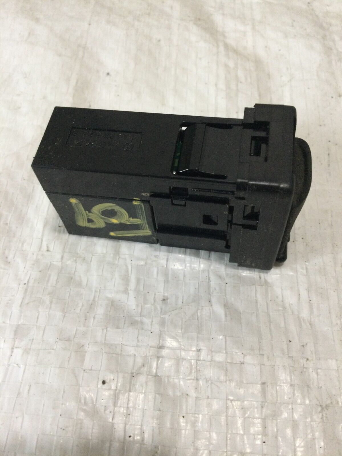 2018 Toyota Corolla  Auxiliary  Audio Jack  USB Port Adapter  86190-0R010 OEM