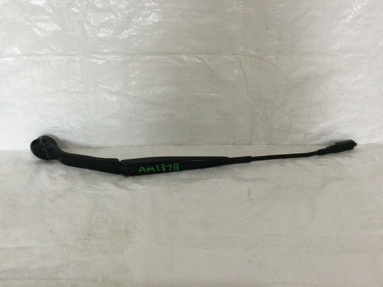 2018 Ford Escape Front Left Windshield Wiper Arm CJ54-17C495-AF OEM