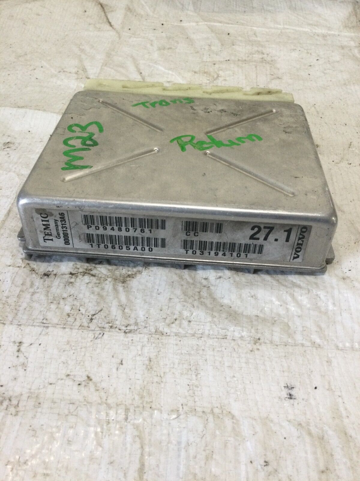 2004 Volvo S60 Transmission Control Module TCM Computer 09480761