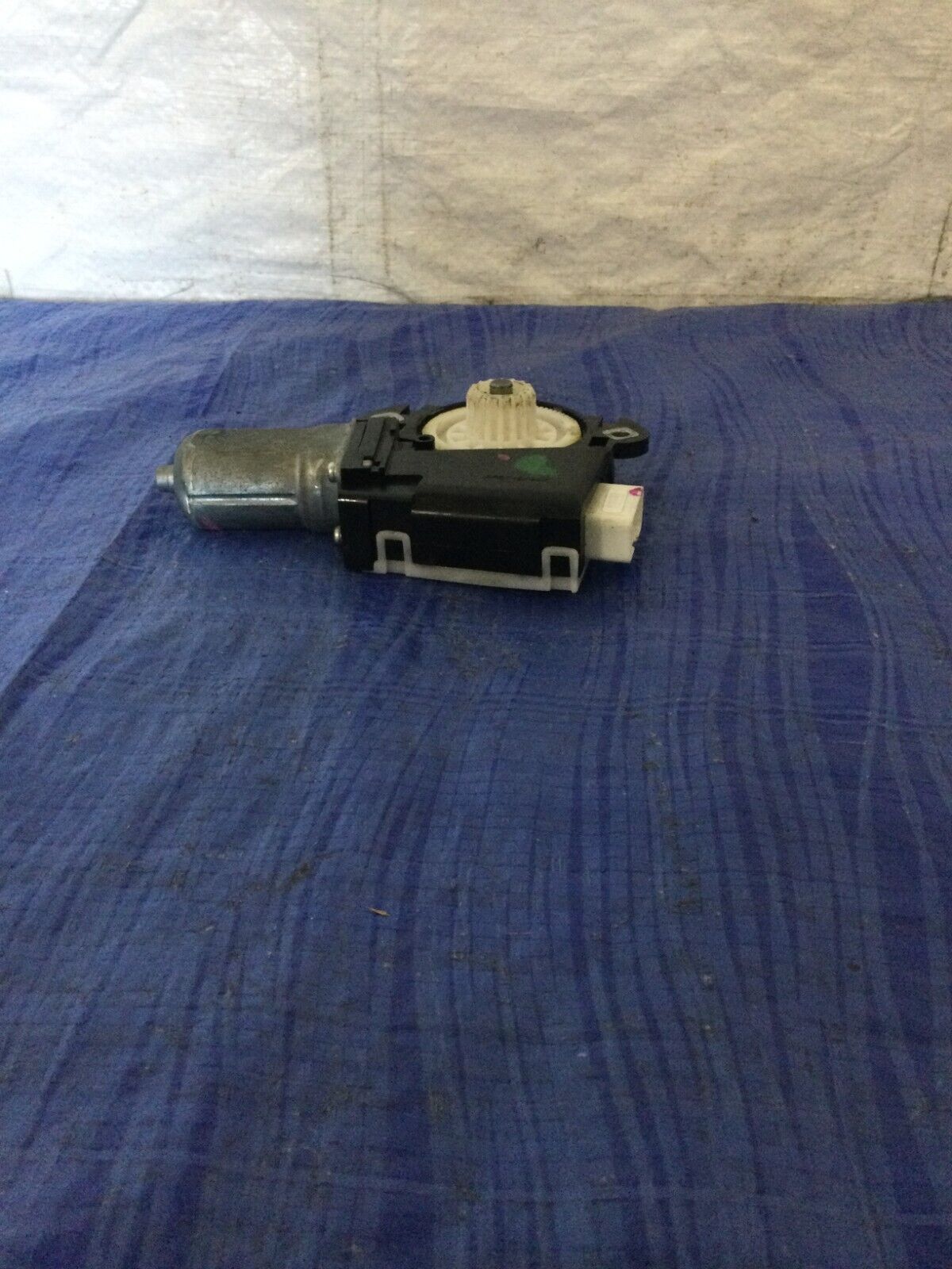 2007 Cadillac Escalade Sun Roof  Motor OEM