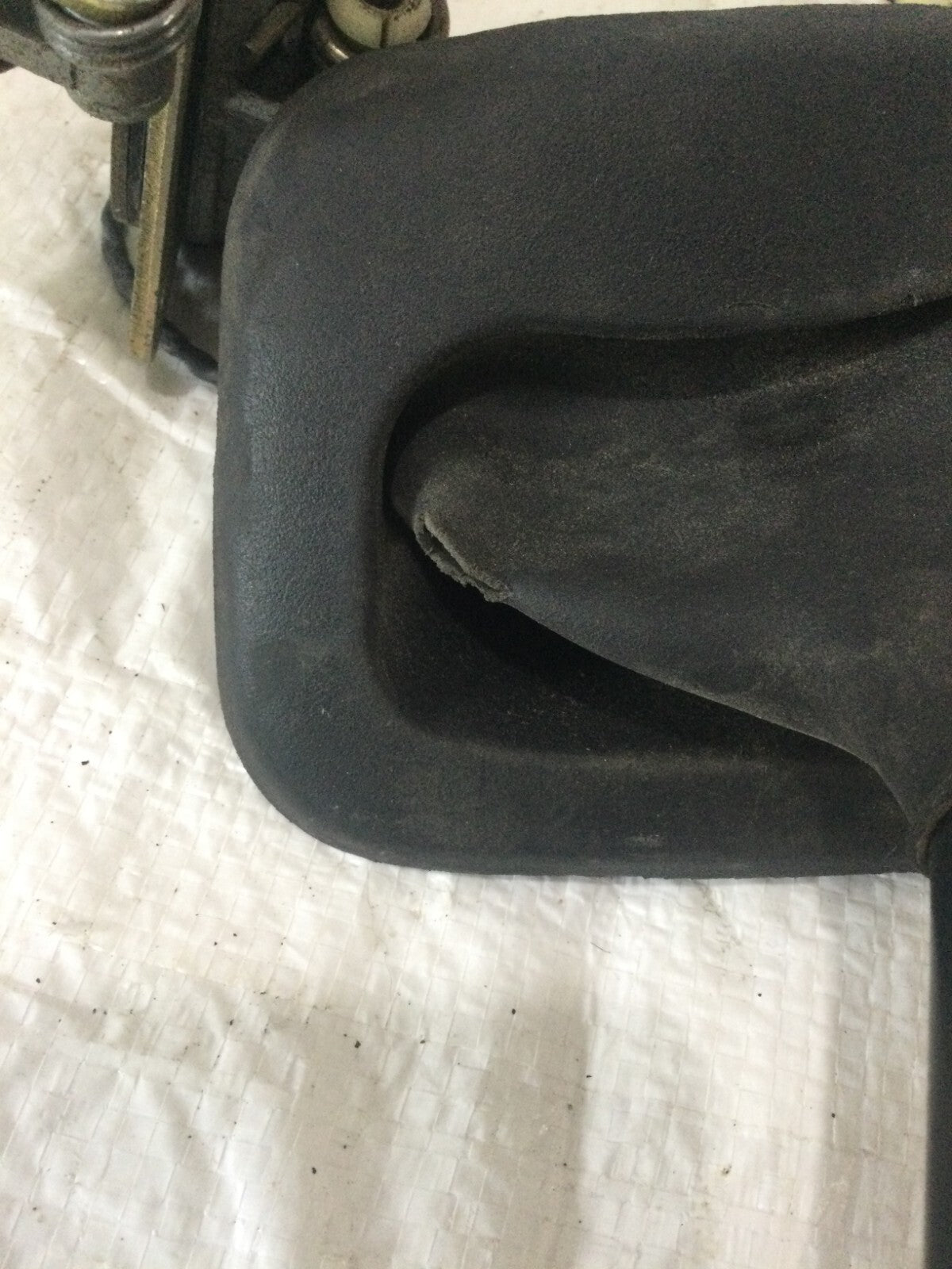 2003-2005 Dodge Ram 1500 2500 Steering Column Shifter Gear Selector OEM