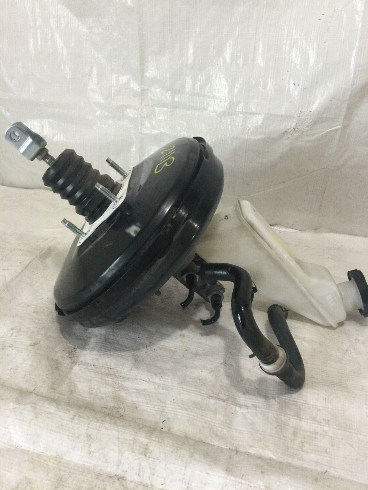 2017 Hyundai Elantra Power Brake Booster W/ Reservoir OEM