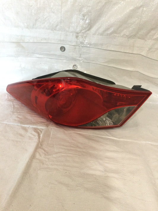 2012 Hyundai Sonata Right Passenger Side Tail Light OEM