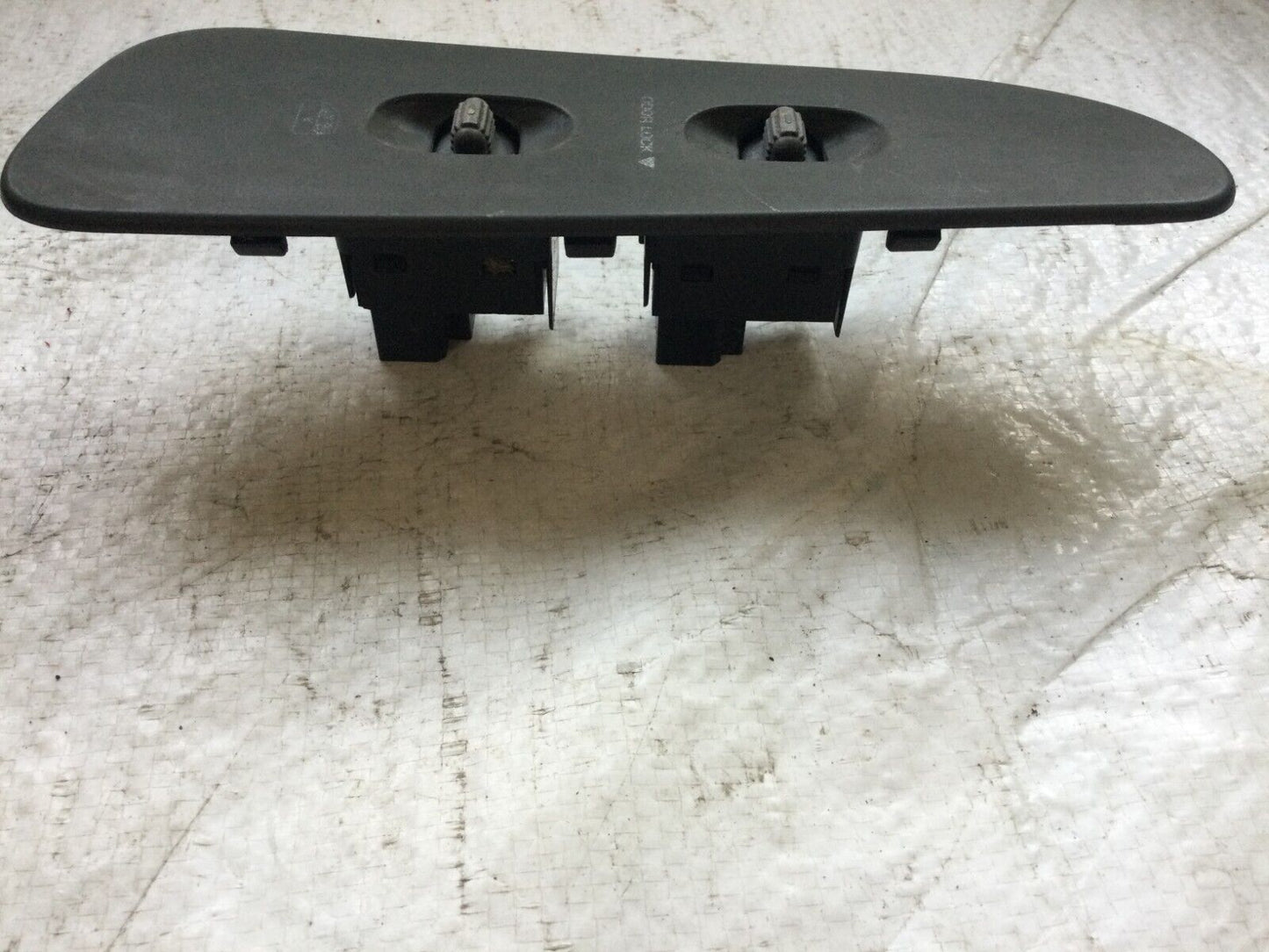 2002-2005 Dodge Ram 1500 2500 passenger power door window Switch OEM