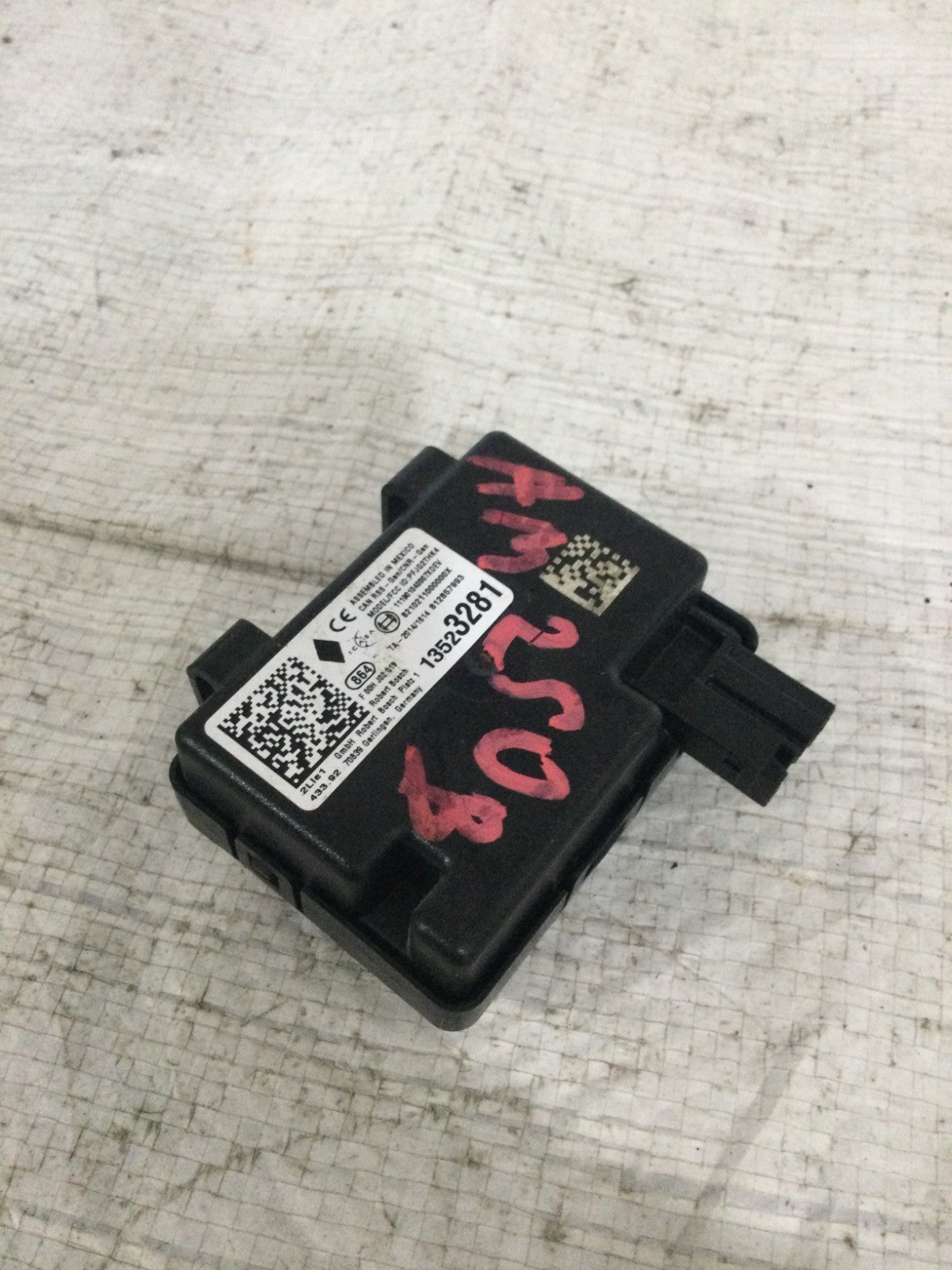 2019 Chevrolet Blazer Keyless Entry System Receiver OEM 13523281