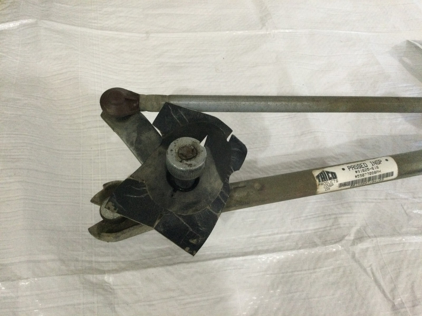 2007 Dodge Ram 2500 Windshield Wiper Motor Regulator 55077098AH