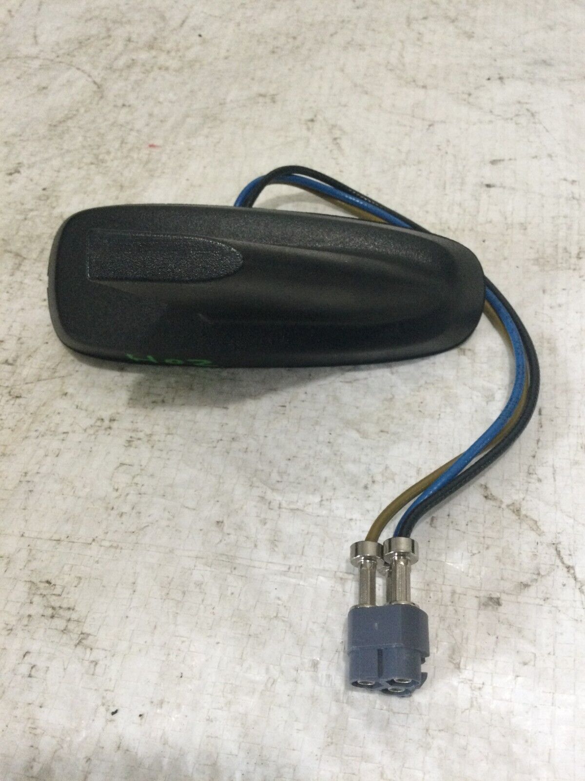 2007-2009 Escalade Roof Mounted Antenna 15837119 OEM